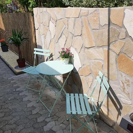 Uebernachtung An Der A2 *