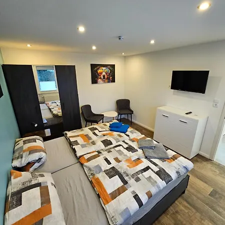 Apartman Uebernachtung An Der A2 *