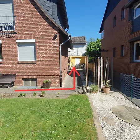 Appartement Uebernachtung An Der A2 *