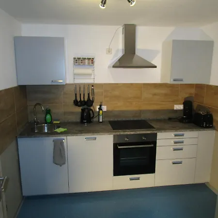 Uebernachtung An Der A2 *