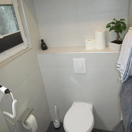 Uebernachtung An Der A2 Apartment *